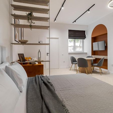 Inshiapartments On Ferentsa Lista Str Лвив Екстериор снимка