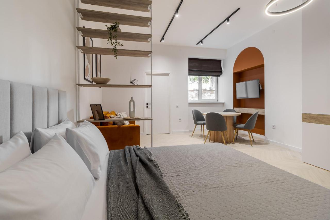 Inshiapartments On Ferentsa Lista Str Лвив Екстериор снимка