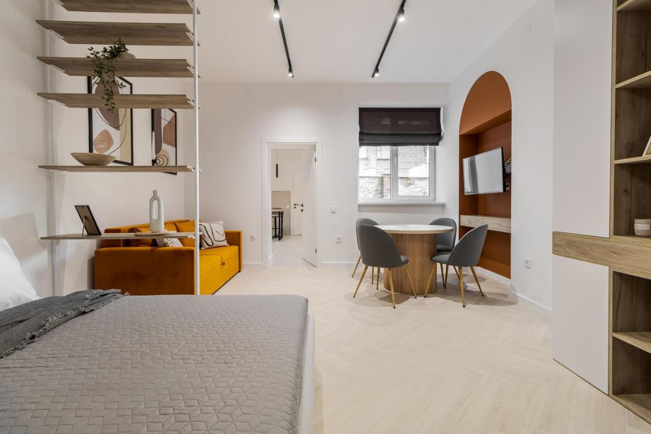 Inshiapartments On Ferentsa Lista Str Лвив Екстериор снимка